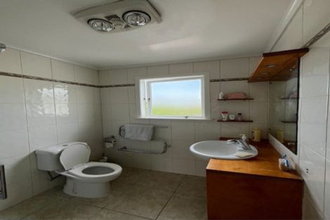 Photo of property in 8a Seine Road, Forrest Hill, Auckland, 0620