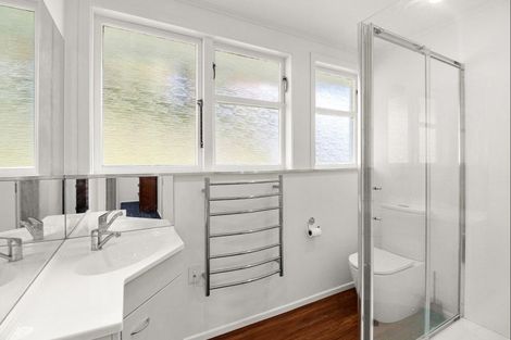 Photo of property in 65b Endeavour Street, Marfell, New Plymouth, 4310