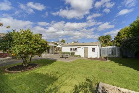 Photo of property in 8 Annandale Avenue, Takaro, Palmerston North, 4410