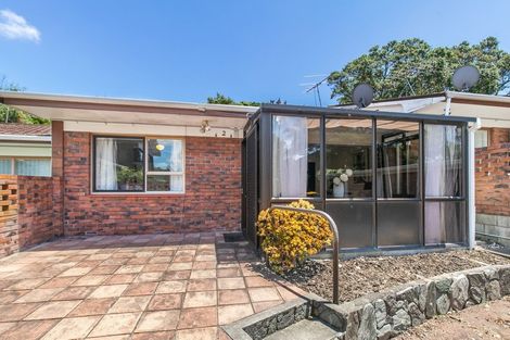 Photo of property in 2/83 Uxbridge Road, Cockle Bay, Auckland, 2014