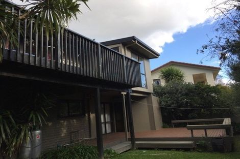 Photo of property in 6 Longwood Place, Forrest Hill, Auckland, 0620
