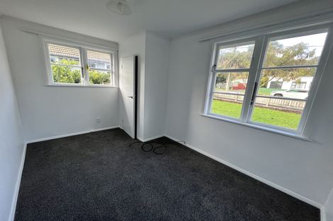 Photo of property in 9 Kamahi Street, Stokes Valley, Lower Hutt, 5019