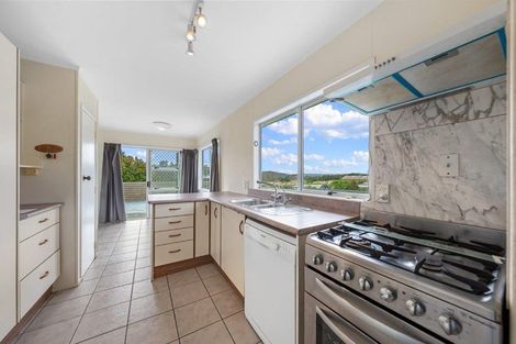 Photo of property in 6 Deacon Road, Riverhead, Kumeu, 0892