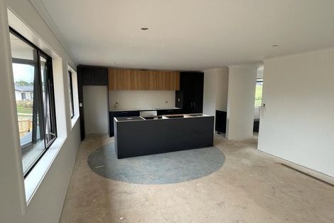 Photo of property in 38 Leathem Crescent, Pokeno, 2402