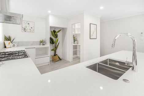 Photo of property in 11 Kawakawa Place, Hillcrest, Hamilton, 3216