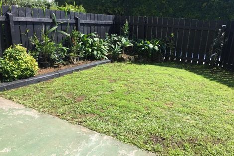 Photo of property in 1/62 Coronation Road, Mangere Bridge, Auckland, 2022