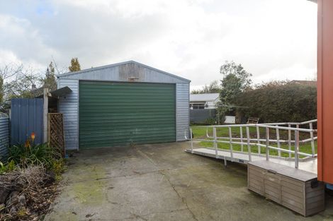 Photo of property in 33 Andrew Avenue, Roslyn, Palmerston North, 4414
