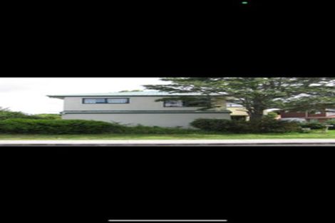 Photo of property in 30a Vera Road, Te Atatu South, Auckland, 0610