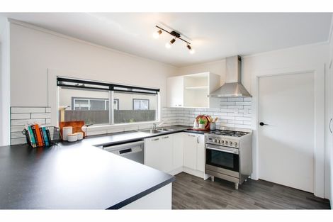 Photo of property in 404a Burnett Street, Mahora, Hastings, 4120