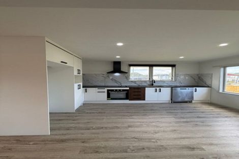 Photo of property in 34 Goodwin Drive, Rosehill, Papakura, 2113