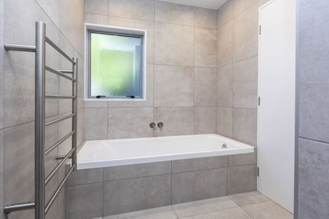 Photo of property in 6 Lodge Place, Ilam, Christchurch, 8041