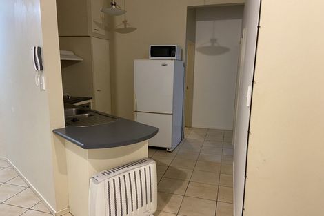 Photo of property in Haight Ashbury House, 2/11a Johnston Street, Wellington Central, Wellington, 6011