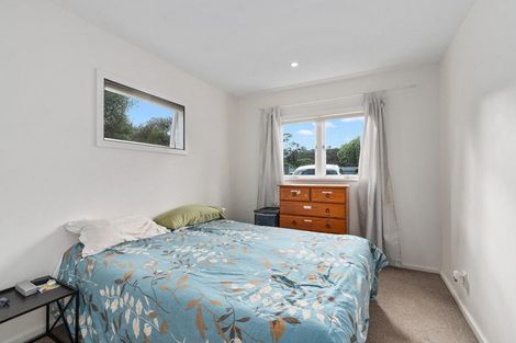 Photo of property in 49 Chatham Avenue, Paremoremo, Auckland, 0632
