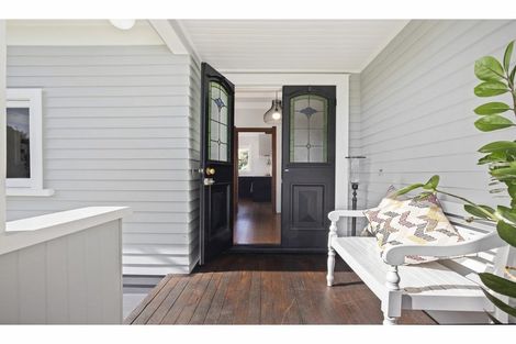 Photo of property in 21 France Street, Waiuku, 2123