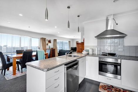 Photo of property in 138 Molesworth Street, New Plymouth, 4312