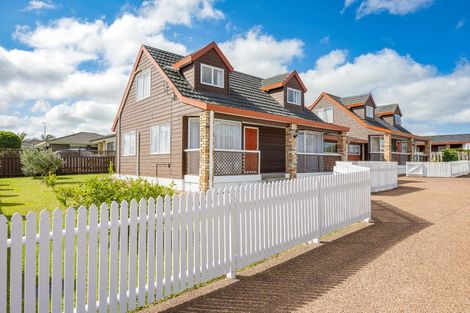 Photo of property in 4/73 Vintage Drive, Henderson, Auckland, 0612