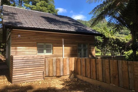 Photo of property in 53 Whatipu Road, Huia, Auckland, 0604