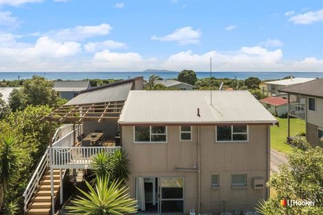 Photo of property in 183 Seaforth Road, Waihi Beach, 3611