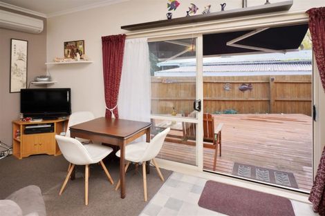 Photo of property in 20 Collins Drive, Waikuku Beach, 7402