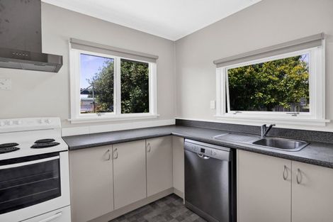 Photo of property in 1354 Devon Road, Brixton, Waitara, 4382