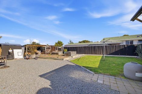 Photo of property in 22 Amberley Beach Road, Amberley, 7410