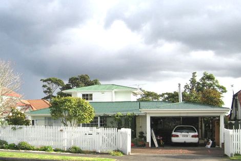 Photo of property in 24 Cherry Road, Bucklands Beach, Auckland, 2014