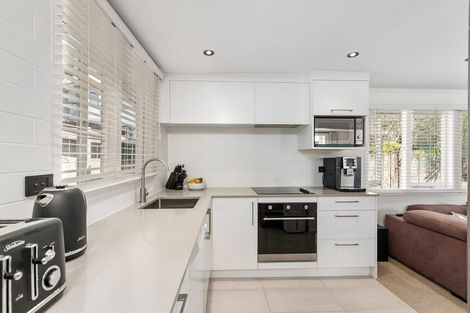 Photo of property in 38 Ferndale Drive, Snells Beach, 0920