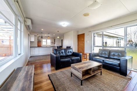 Photo of property in 42 Shackleton Street, Maraenui, Napier, 4110