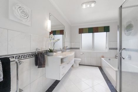 Photo of property in 66a Alverston Street, Waterview, Auckland, 1026