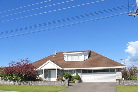 Photo of property in 18a Brookfield Terrace, Brookfield, Tauranga, 3110