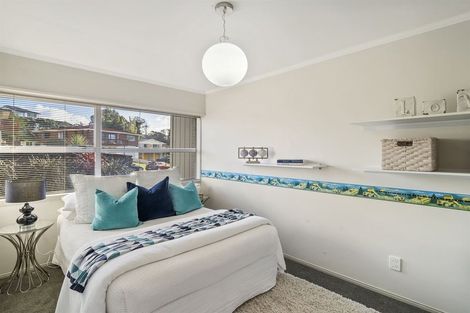 Photo of property in 10 Robin Lane, Browns Bay, Auckland, 0630