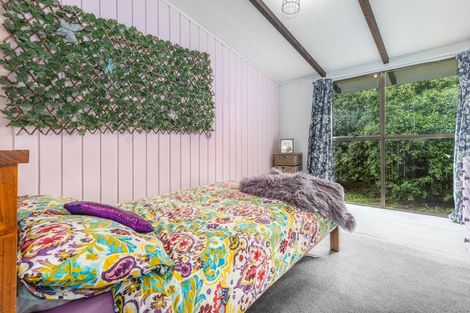 Photo of property in 220 Main Road South, Raumati South, Paraparaumu, 5032