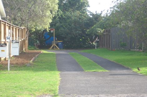 Photo of property in 94 Exmouth Road, Northcote, Auckland, 0627