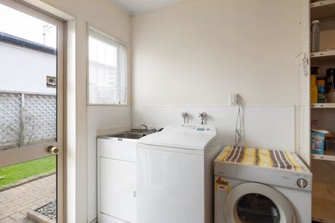 Photo of property in 5 Reynolds Drive, Glenview, Hamilton, 3206