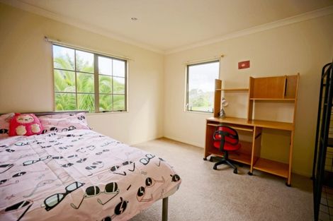 Photo of property in 118 Hugh Green Drive, Pinehill, Auckland, 0632