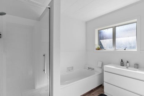 Photo of property in 15 Burgess Street, Te Aroha, 3320