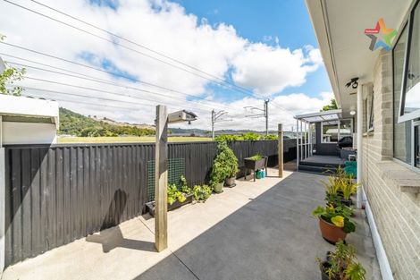 Photo of property in 12a Raukawa Grove, Trentham, Upper Hutt, 5018