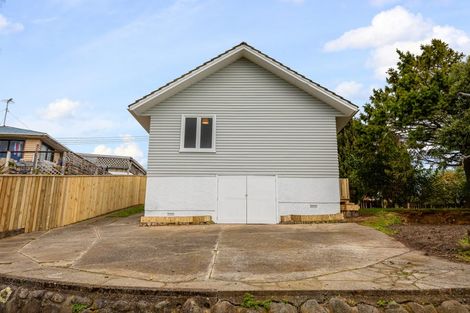 Photo of property in 43 Leicester Street, Cannons Creek, Porirua, 5024