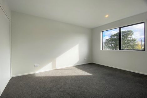 Photo of property in 2/23 View Road, Papakura, 2110