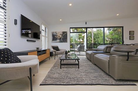 Photo of property in 7a Meeanee Quay, Westshore, Napier, 4110