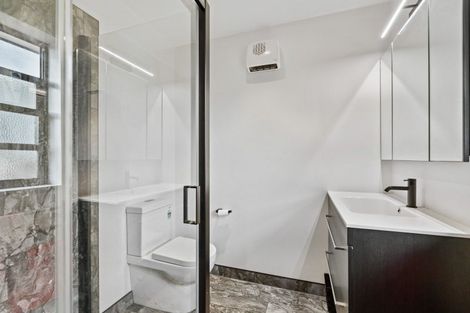 Photo of property in 44 Bermuda Place, One Tree Point, 0118