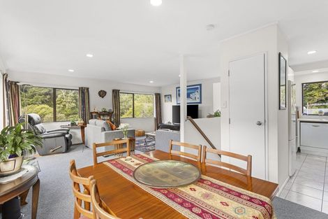 Photo of property in 4/244 Onewa Road, Birkenhead, Auckland, 0626