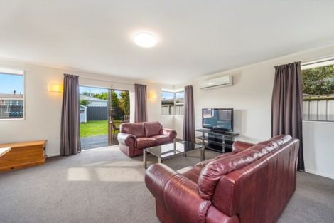 Photo of property in 5a Warwick Avenue, St Andrews, Hamilton, 3200