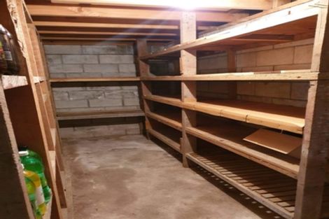 Photo of property in 277 High Street, Eltham, 4322