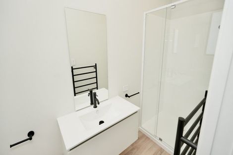 Photo of property in 10a Pitama Road, Awapuni, Palmerston North, 4412