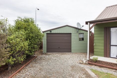 Photo of property in 1 Lydia Place, Kelvin Grove, Palmerston North, 4414