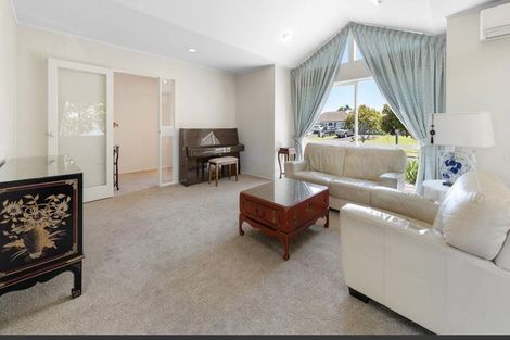 Photo of property in 18 Amberwood Drive, Northpark, Auckland, 2013