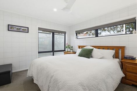 Photo of property in 1/15 Claresholm Place, Mangere Bridge, Auckland, 2022