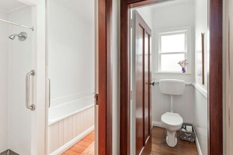 Photo of property in 65 Park Road, West End, Palmerston North, 4412