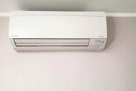 Photo of property in 1/167 Royal Road, Massey, Auckland, 0614